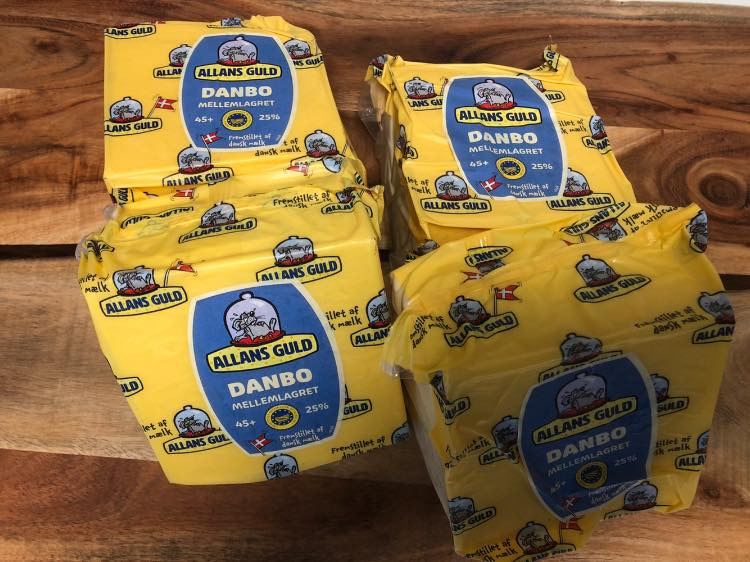 Allans guld ost til tilbudspris hos Min Købmand Øster Bjerregrav