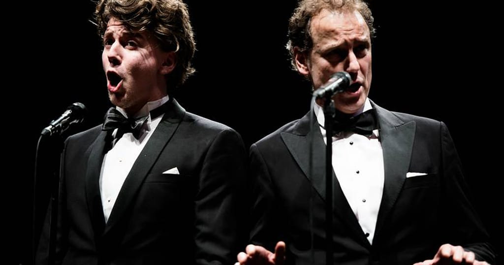 Teaterkoncert med Koppel & Søn: En oplevelse af klassisk musik i nye klæder