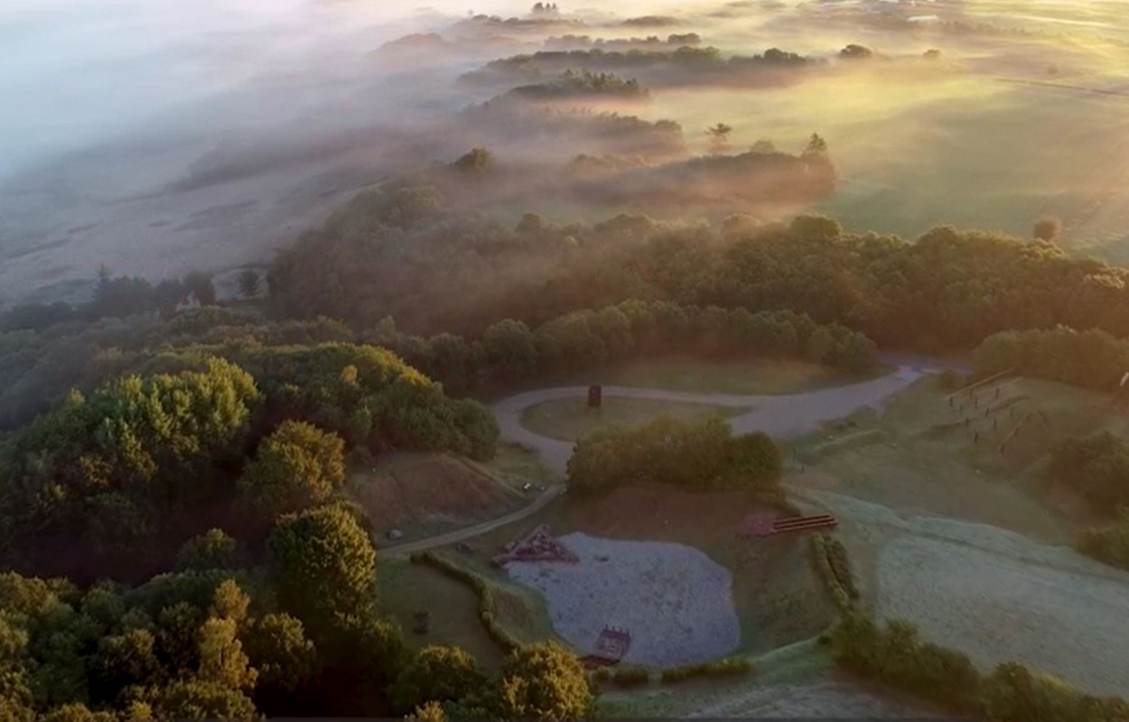Tag med til ind­vielse af ny vandre­sti ved Tør­skind Grus­grav
