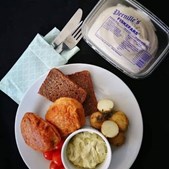 Løvbjerg Frederikshavn: Sæt tænderne i Pernilles friskrørte fiskefars til vanvittig pris!