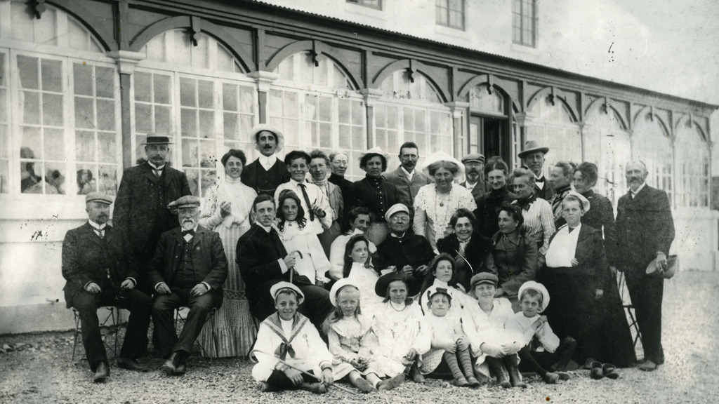 Oplev Lemvigegnens badehoteller og historie på STÆDET