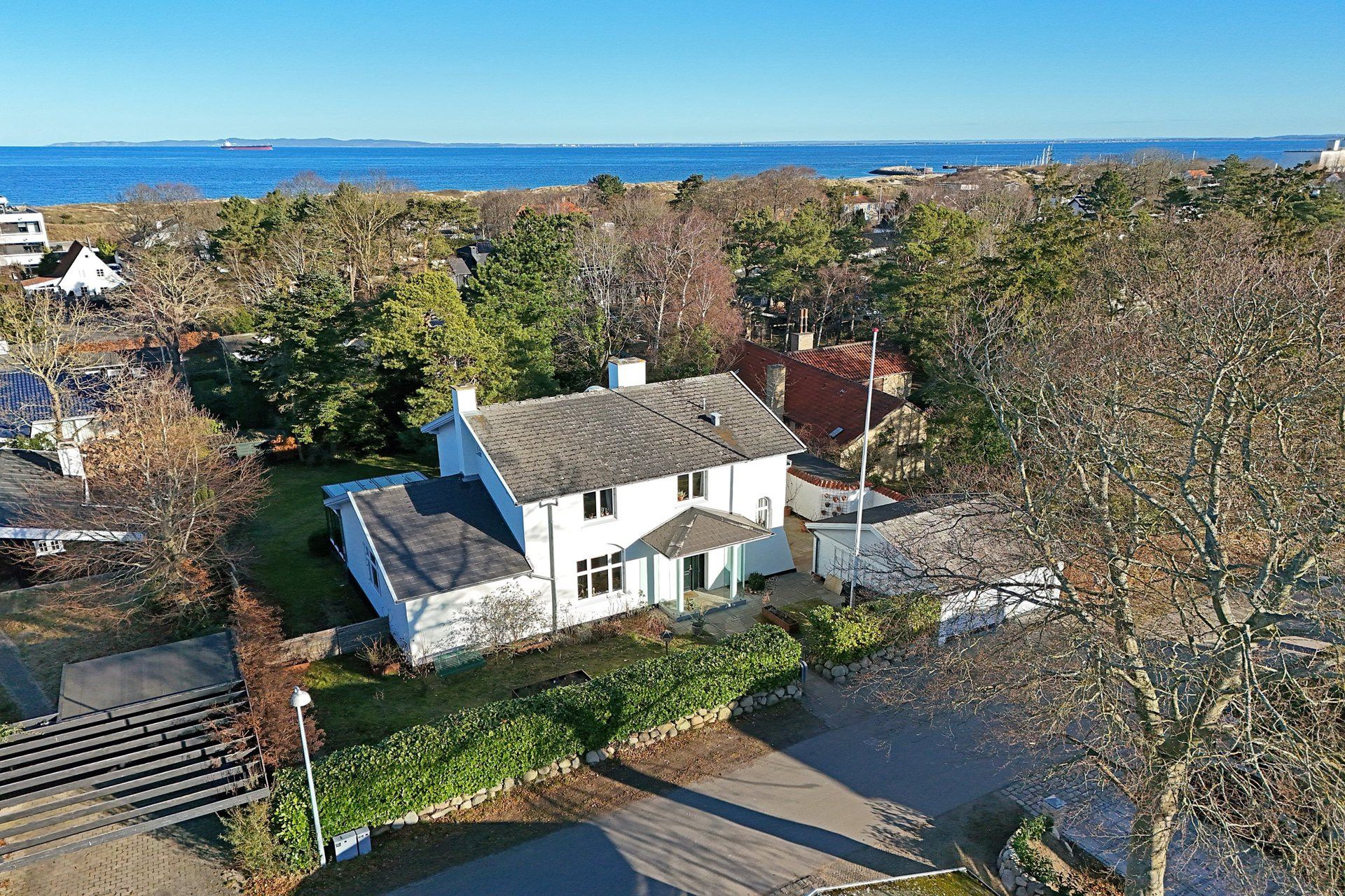 Netop kommet til salg: Skovvej 14 en af Hornbæks dyreste adresser