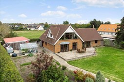 Drømmer du om luksus? For 4,0  mio. kroner er Sundvej 16 kommet til salg - Se den og de dyreste boliger til salg her