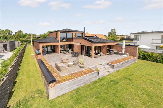 Drømmer du om luksus? Se Aarhus kommune dyreste bolig til 38,0  mio. kroner på Glentevej 11 og flere topadresser!