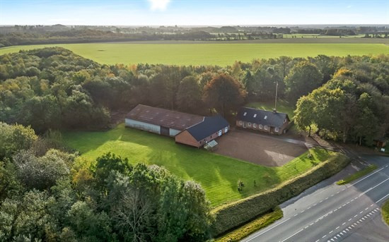 Top 6 over dyreste boliger til salg i Kibæk. Priser op til 3.495.000 kr
