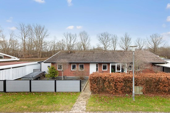 Netop kommet til salg: Stenmøllen 197 en af Hedehusenes dyreste adresser