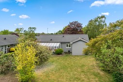 Charmerende villa med potentiale centralt i Brønderslev