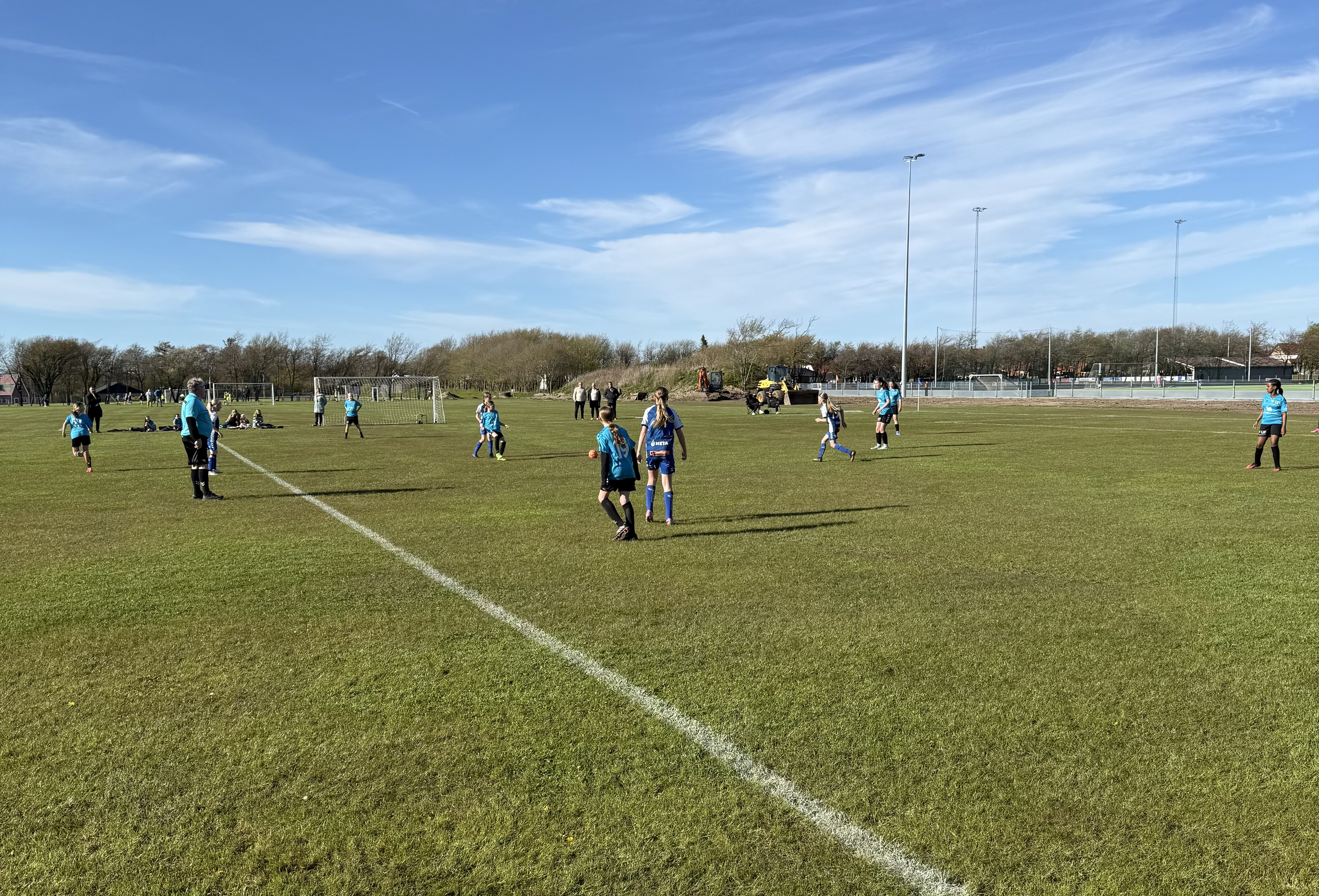 Lemvig GF U12 Piger satte dagsordenen i flot hjemmesejr over Ulfborg-Vemb