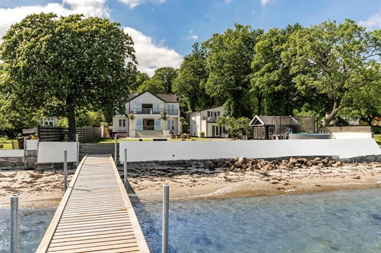 Er Taarbæk Strandvej 38 i Lyngby-Taarbæk kommune drømmehjemmet? Se de dyreste boliger til salg nu for op til 100,0  mio. kroner