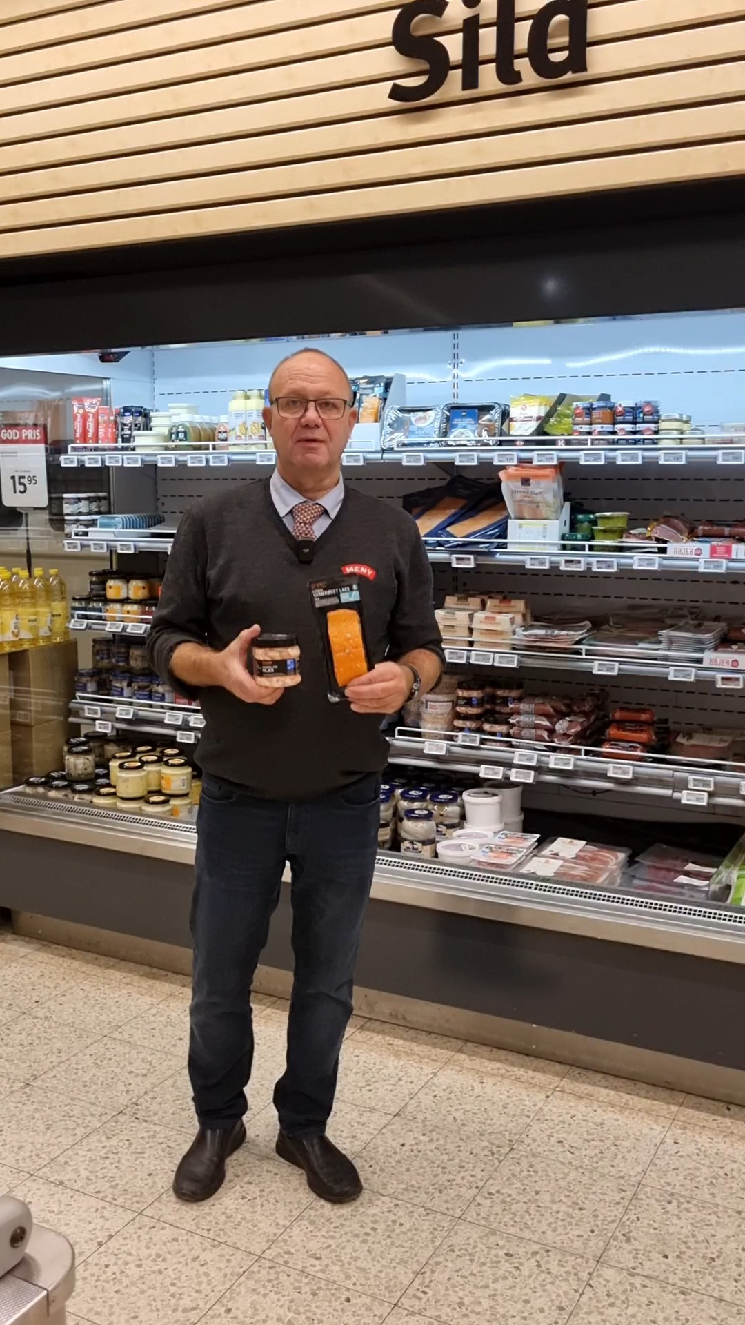 Meny Klarup tilbyder håndpillede rejer eller færøsk laks for kun 50 kr. indtil 23. december 2024