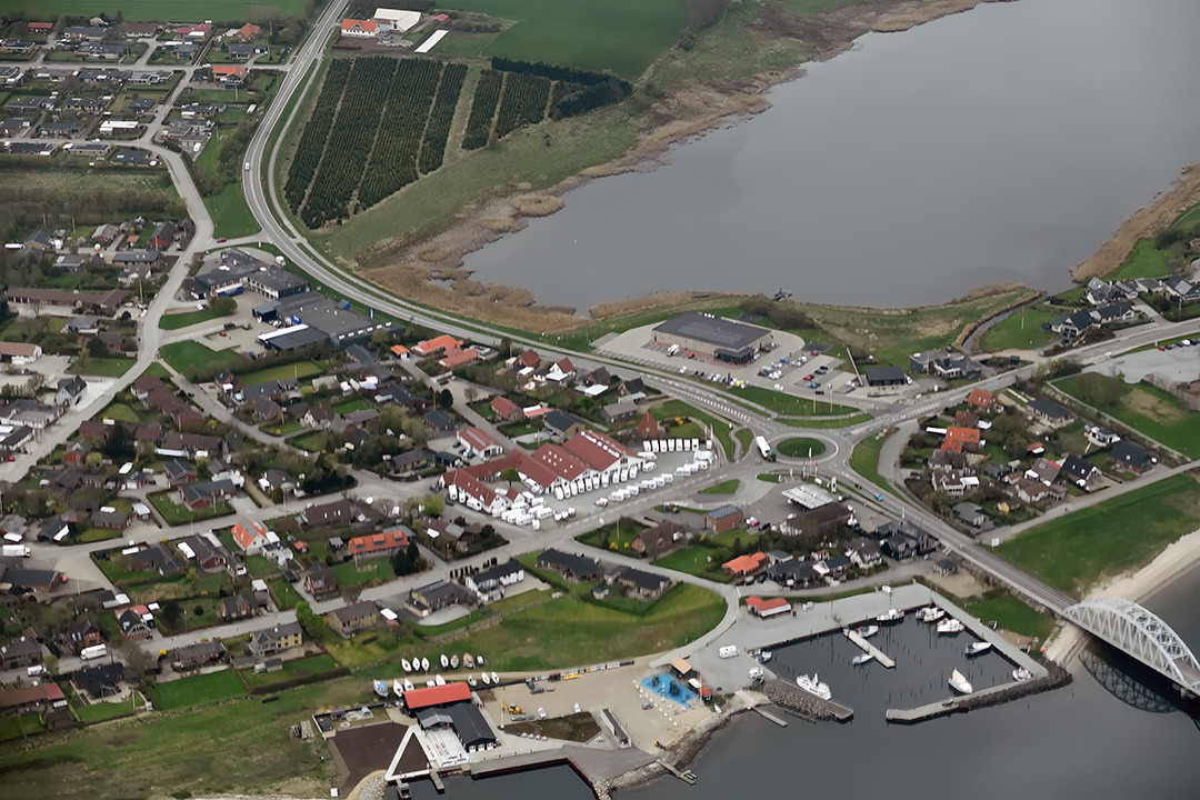 Møllegårdens Camping deler imponerende luftfotos af deres faciliteter i Vildsund