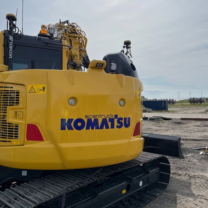 Scantruck A/S leverer ny Komatsu PC138-11EO til TM Entreprenør
