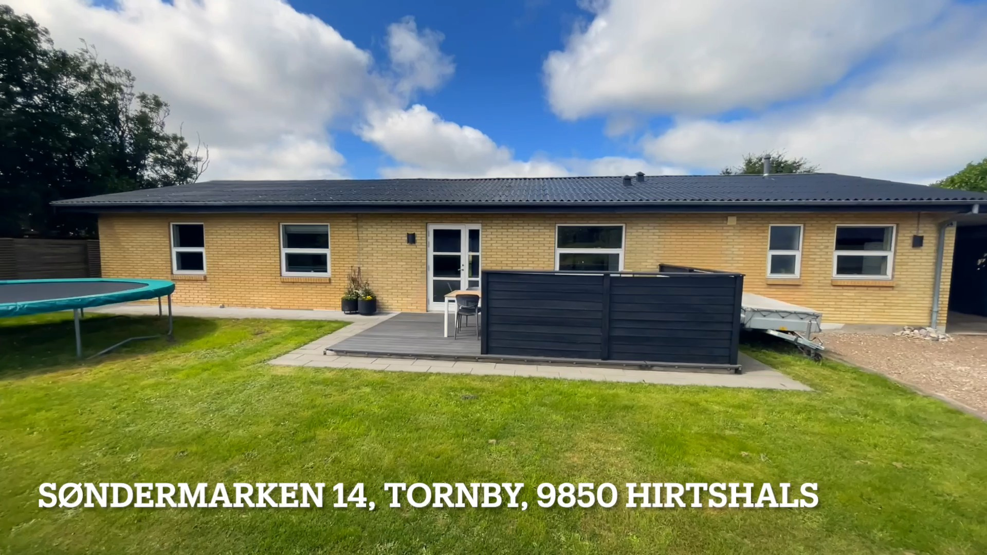 Dejlig etplansvilla til salg i Tornby: Ejendomsmæglerfirmaet Thomas Risager A/S tilbyder velholdt bolig nær skov og strand