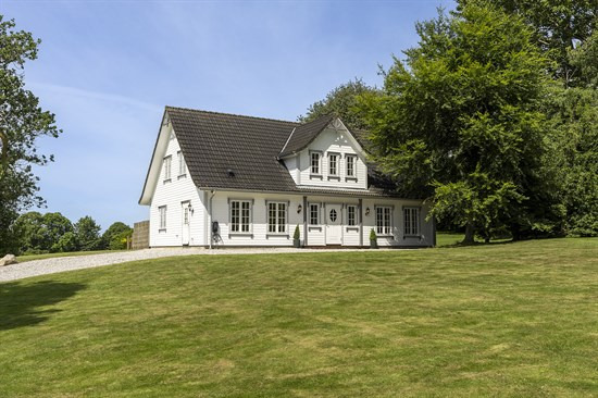 Er Lille Thorupvej 7 i Ulstrup drømmehjemmet? Se de dyreste boliger til salg nu for op til 3.195.000 kr