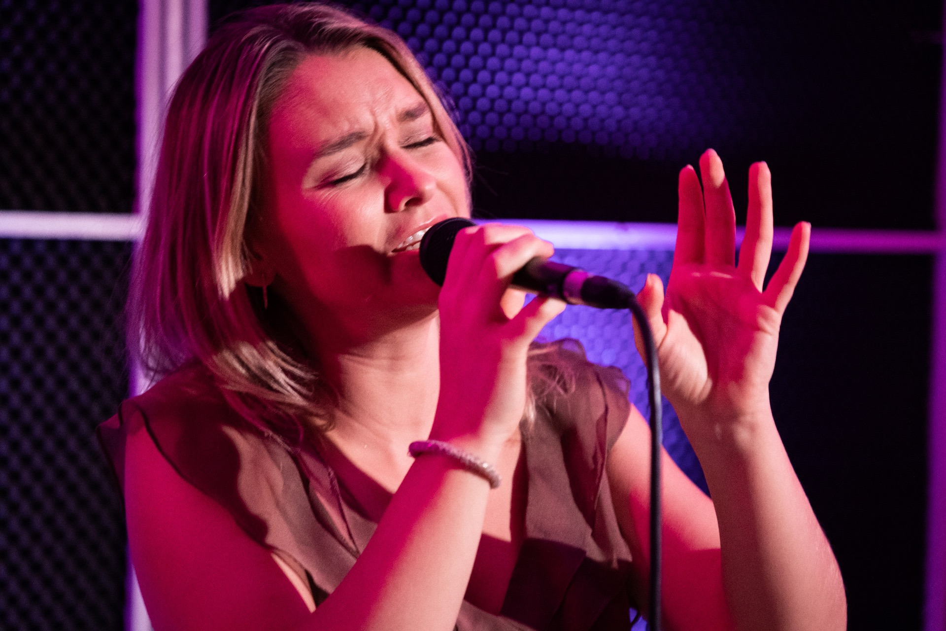 Oplev sundhed og samklang med Freja Eriksen i Helsinge