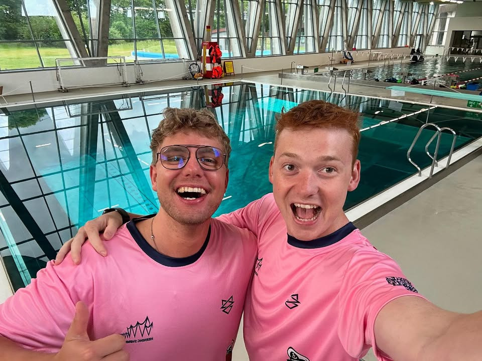 Herning Svømmehal inviterer til festlig fødselsdag med nye trøjer og aktiviteter