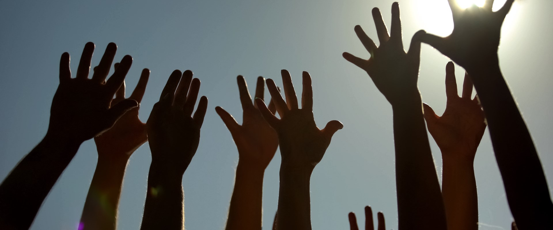 Unge bruger en dag p&#xE5; demokratiet