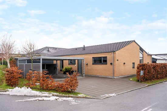 Niverød Bakke 44 og 1 anden boliger er kommet til salg denne uge i Nivå - se boligerne her.