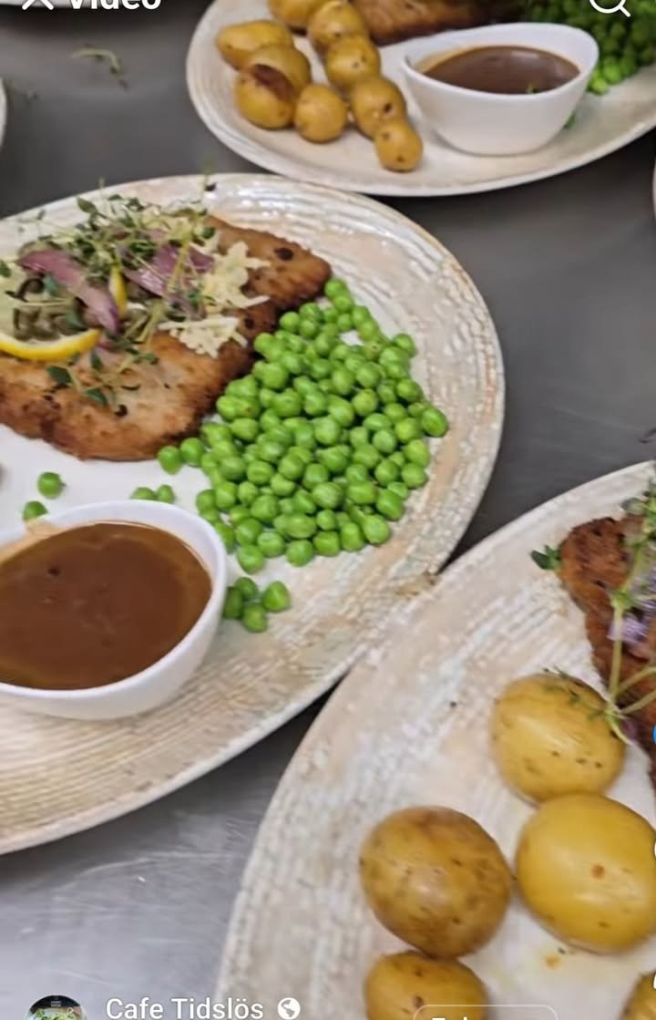 Café Tidslös inviterer til konkurrence for at løfte humøret på regnfulde dage