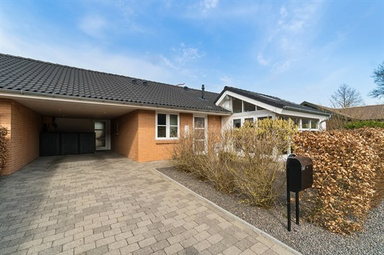 Niels Bohrs Vej 15 og 2 andre boliger er kommet til salg denne uge i Haslev - se boligerne her.