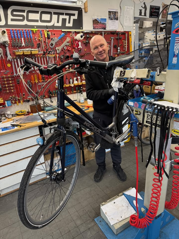 Kunder vender tilbage til Per P. Cykler for service og nye cykler efter vinteren