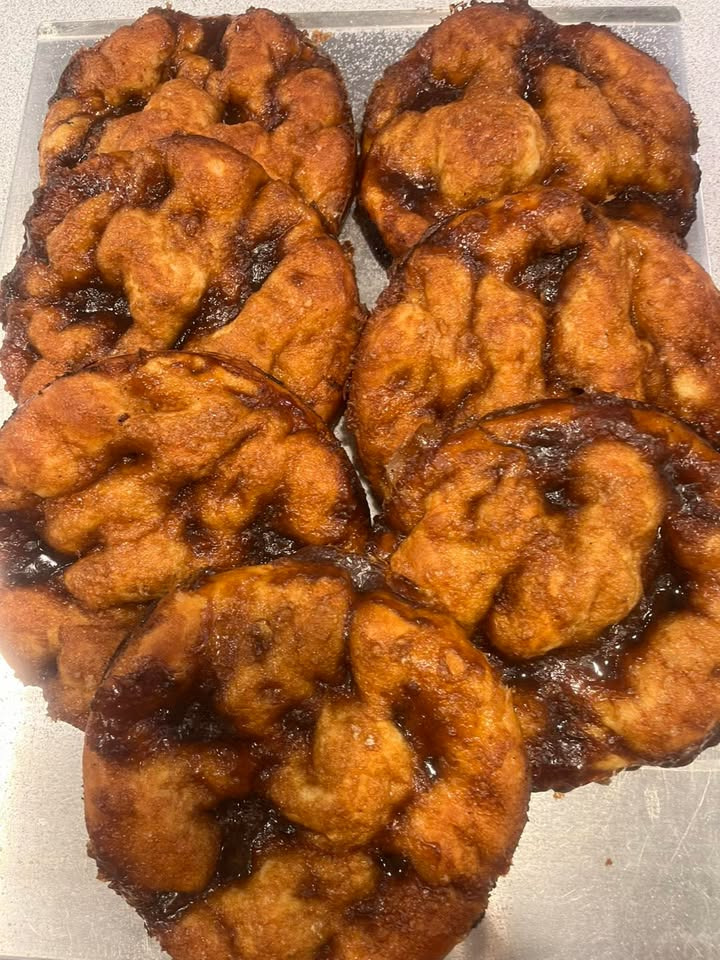 Aaby-bageren fejrer Brunsvigerens Dag med tilbud på friskbagt brunsviger