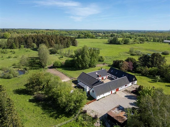 Karlebovej 78 og 6 andre boliger er kommet til salg denne uge i Hillerød - se boligerne her.