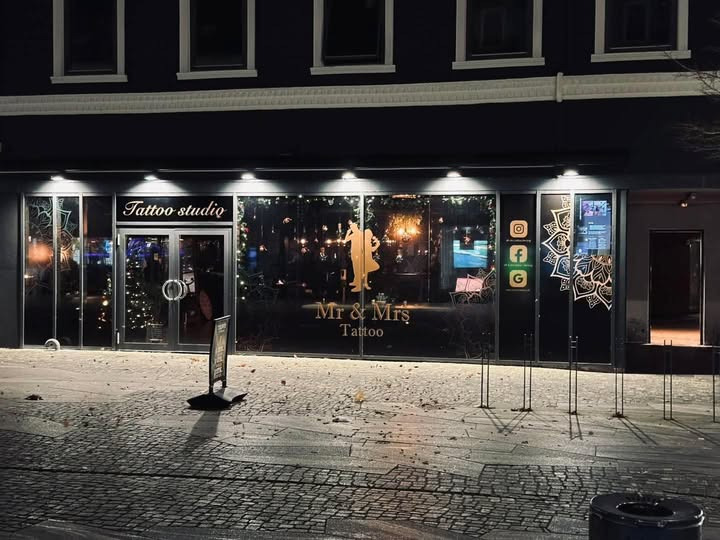 Mr. & Mrs. Tattoo ønsker god jul fra Herning og takker for et fantastisk år