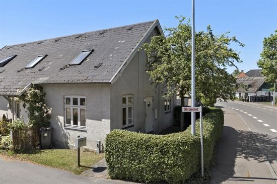 Store Lyngbyvej 21 er til salg for kun 1.395.000 kr.: Se de billigste boliger til salg i Skævinge her