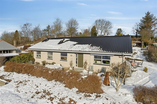 Mølledraget 7 og 1 anden boliger er kommet til salg denne uge i Them - se boligerne her.