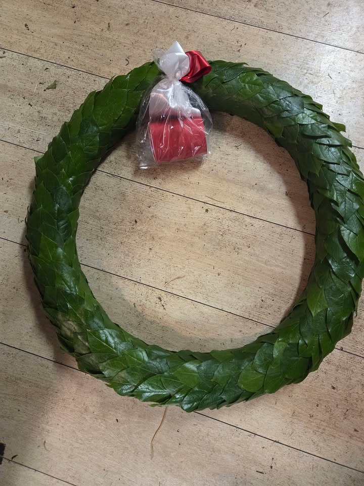 Flore Vida klargør kranse til motorsportens weekendmesterskaber