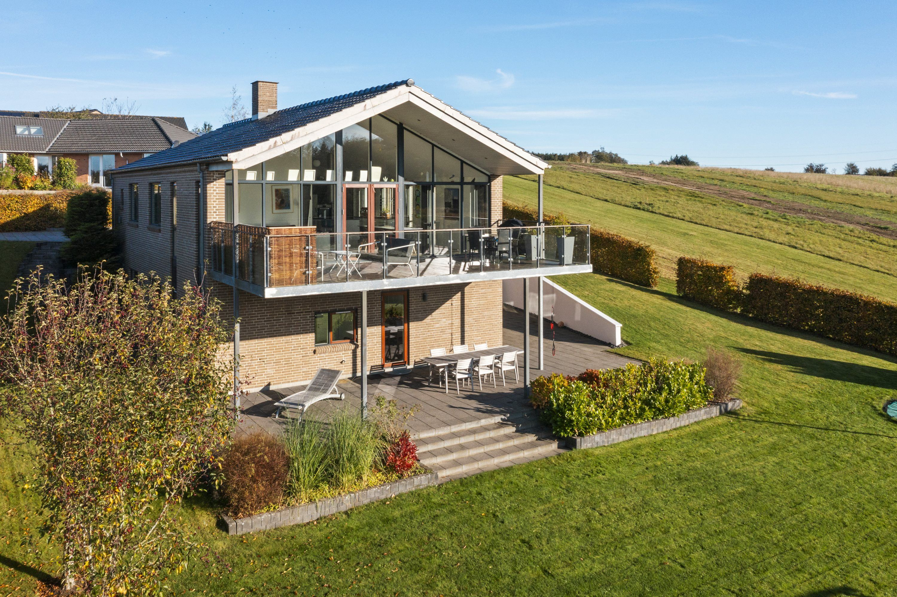 Netop kommet til salg: Elverhøjen 112 en af Hadstens dyreste adresser