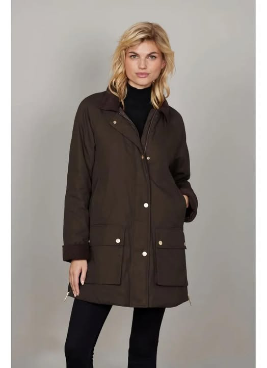 Skott Aalborg tilbyder Junge jakke til halv pris