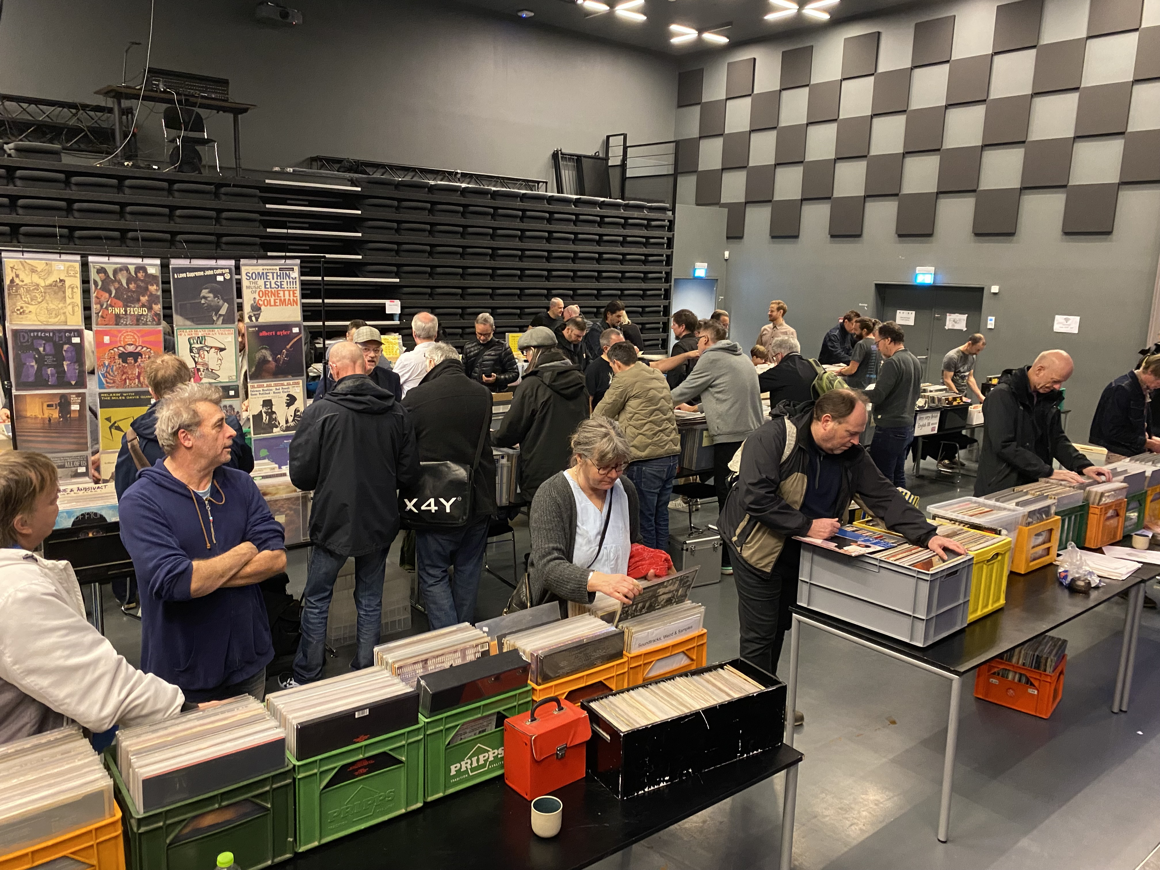 Vinylmesse og romkugle-workshop i KU.BE på Frederiksberg