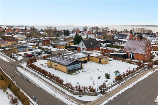 Hellig Kors Vænget 2 og 2 andre boliger er kommet til salg denne uge i Faaborg - se boligerne her.