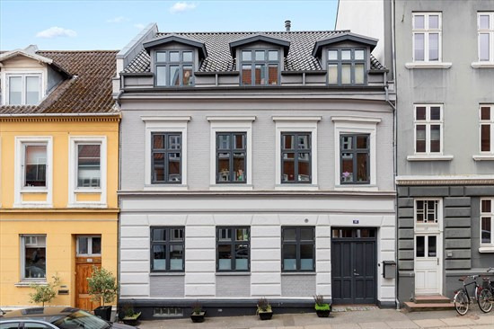 Sjællandsgade 115 og 9 andre boliger er kommet til salg denne uge i Aarhus - se boligerne her.