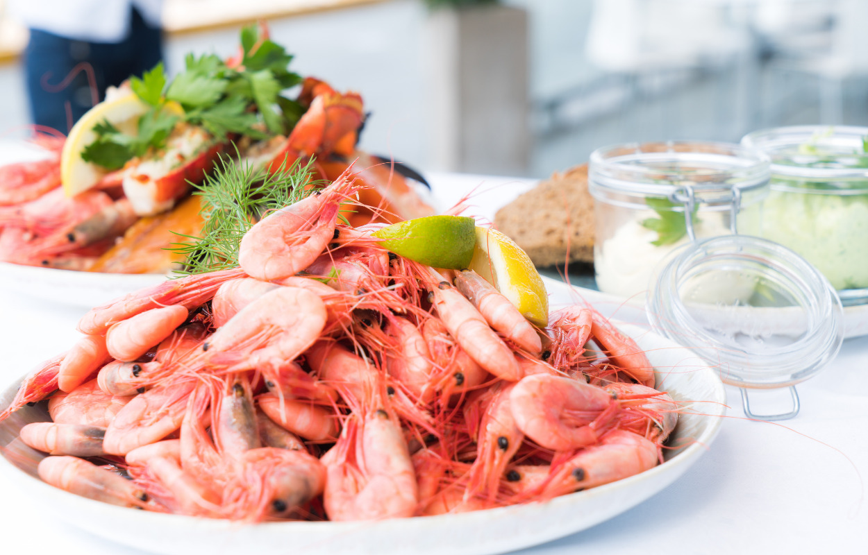 Restaurant Teater Kælderen inviterer til Fiske- og Skaldyrsaften