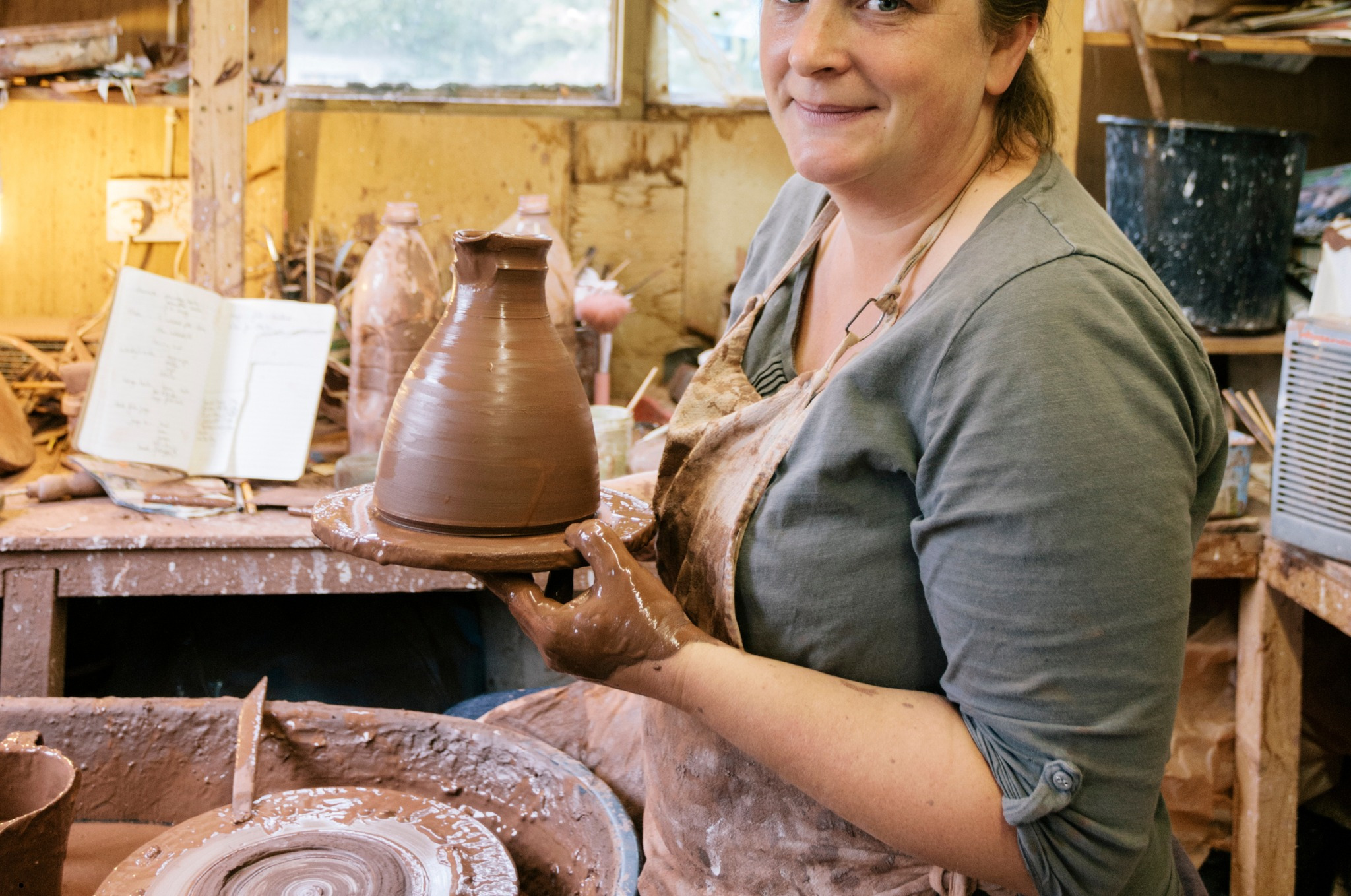 Kander i keramik: Kreativ workshop hos Fifleriet i Kolding