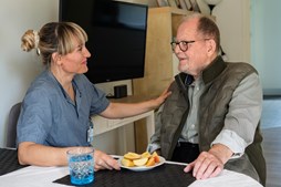 Ældre i Mariagerfjord Kommune får mere personlig hjemmepleje fra fast team fra juli 2025