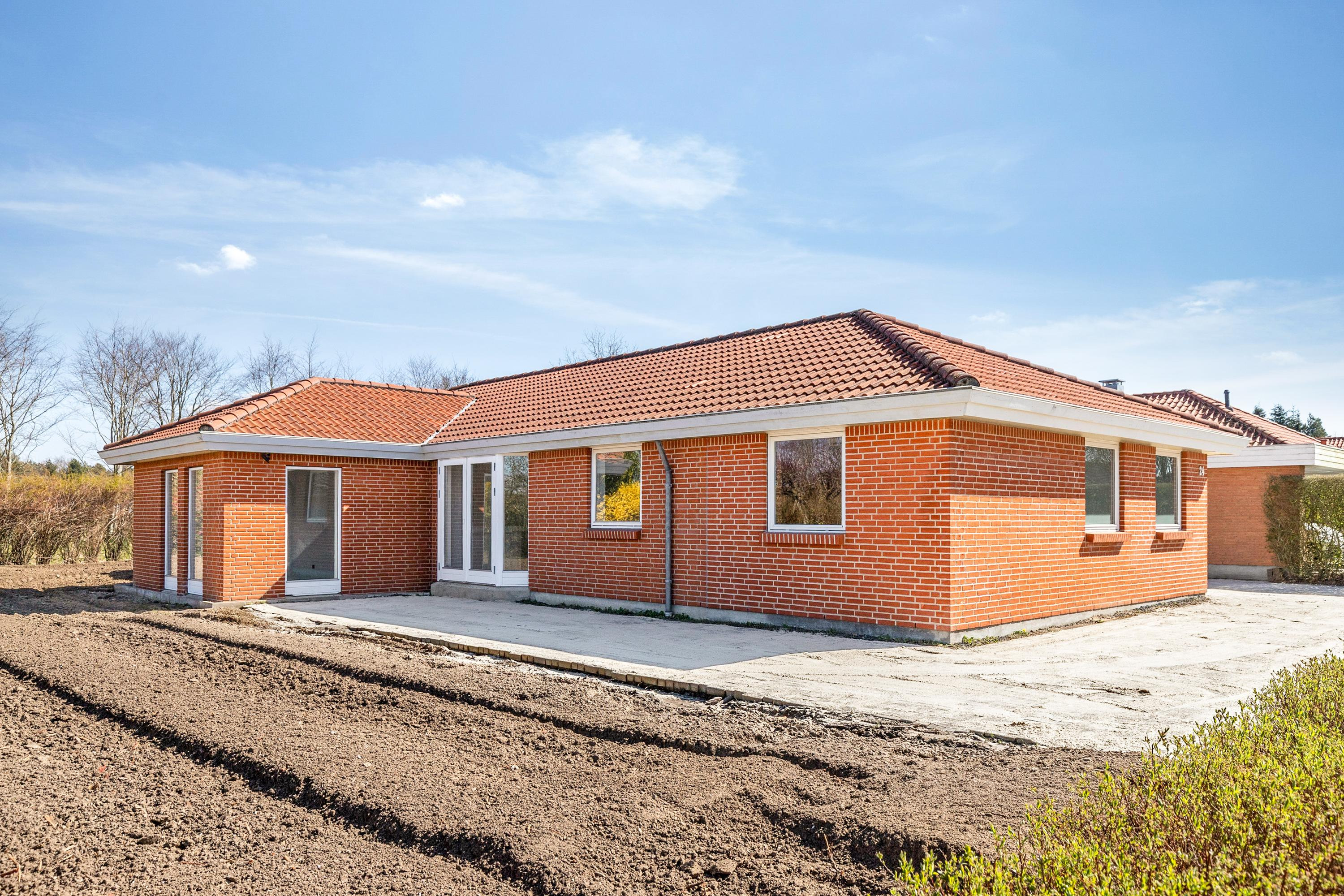 Til salg hos RealMæglerne Middelfart: SKAB DIT HELT EGET DRØMMEHJEM I Ø-KVARTERET