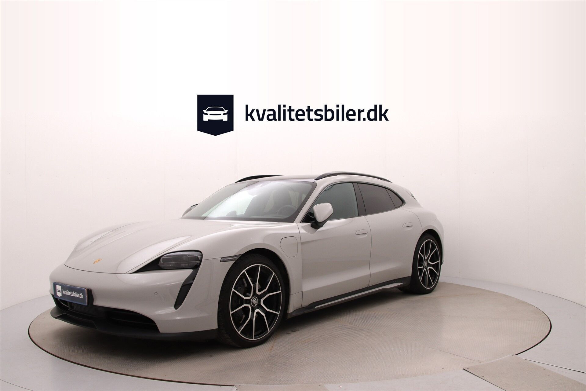 Pris op til 679.900 kr! Se de dyreste biler til salg i Uldum