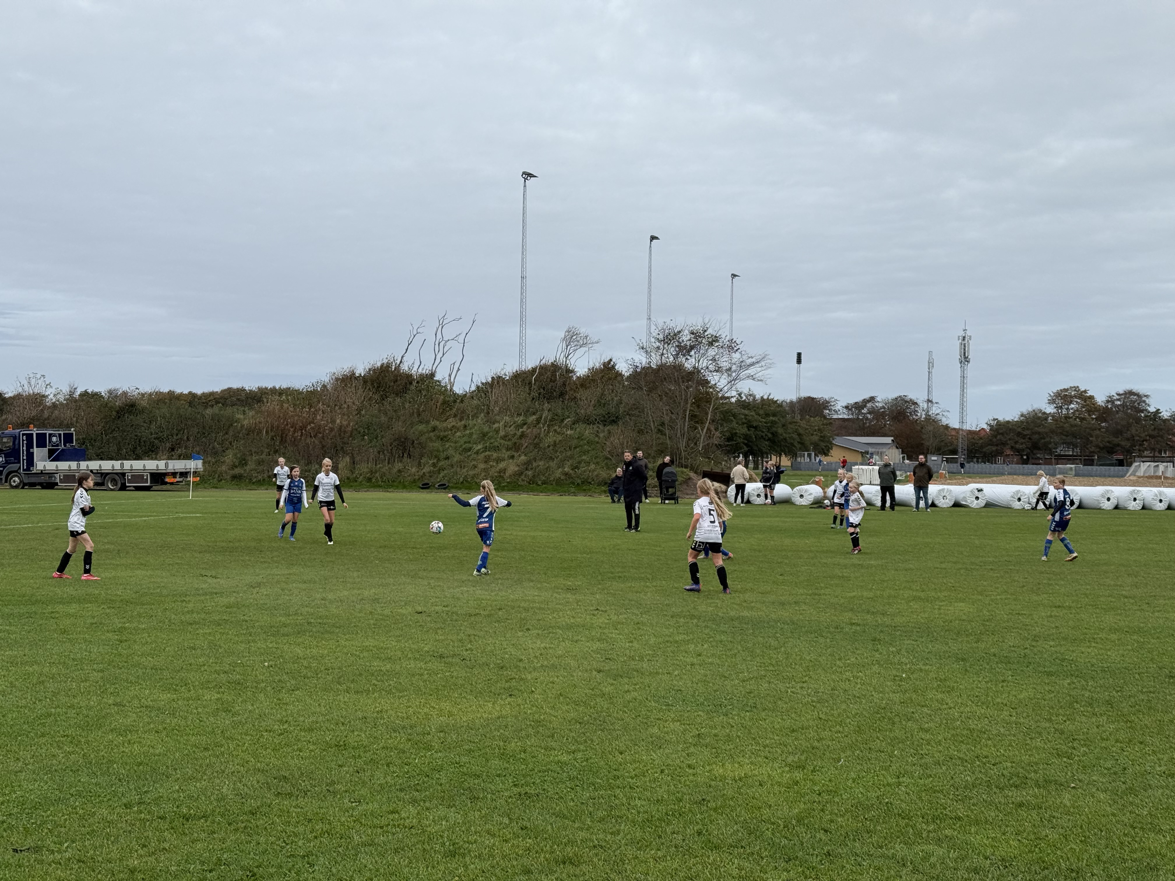 Lemvig GF U11 Piger triumferer med storsejr over Mejrup GU