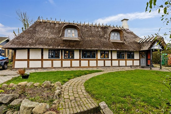 Härnösandvej 27 er til salg for kun 345.000 kr.: Se de billigste boliger til salg i Fredericia her