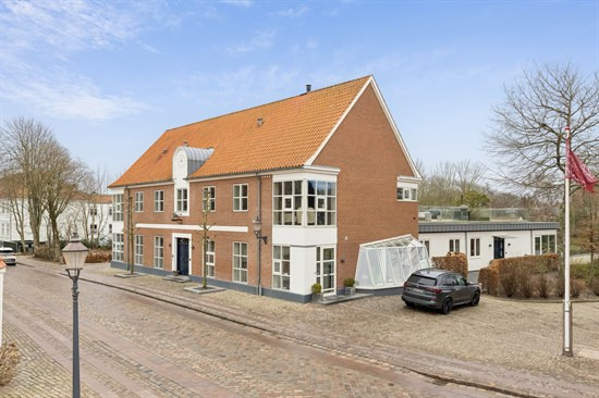 Sct Nicolaj Gade 12C og 1 anden boliger er kommet til salg denne uge i Ribe - se boligerne her.