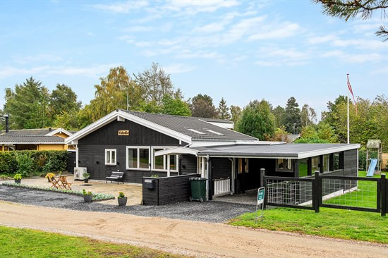 Kæruldvænget 7 og 1 anden boliger er kommet til salg denne uge i Nykøbing Sj - se boligerne her.