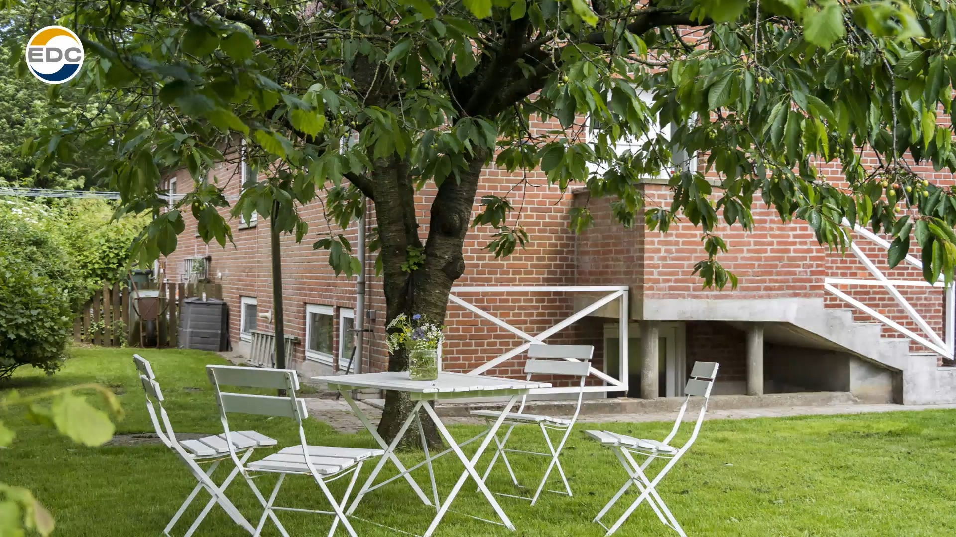 Moderne og charmerende dobbelthus fra EDC Mæglerne Hedensted klar til indflytning