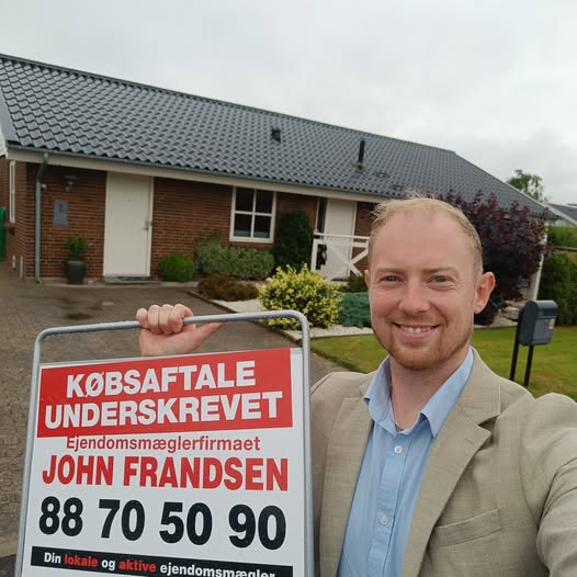 John Frandsen Ikast lukker en handel på Kastanie Alle i Engesvang