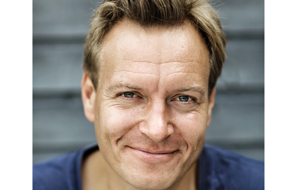 Oplev foredrag med Rasmus Tantholdt i Hammel - Fortællinger fra Verdens Brændpunkter