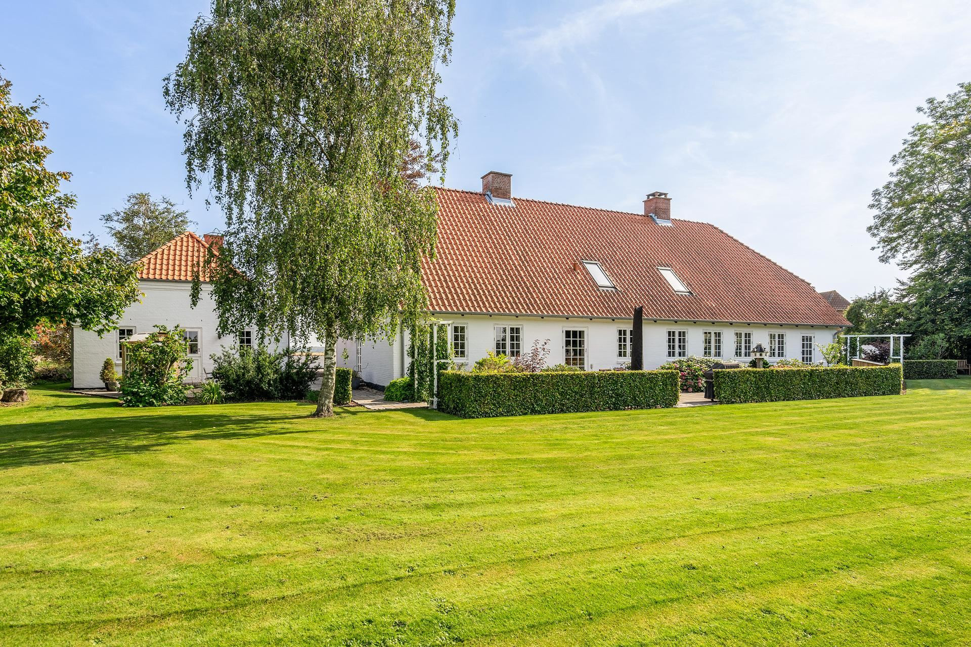 Netop kommet til salg: Snogbækvej 7, Baså en af Sønderborgs dyreste adresser