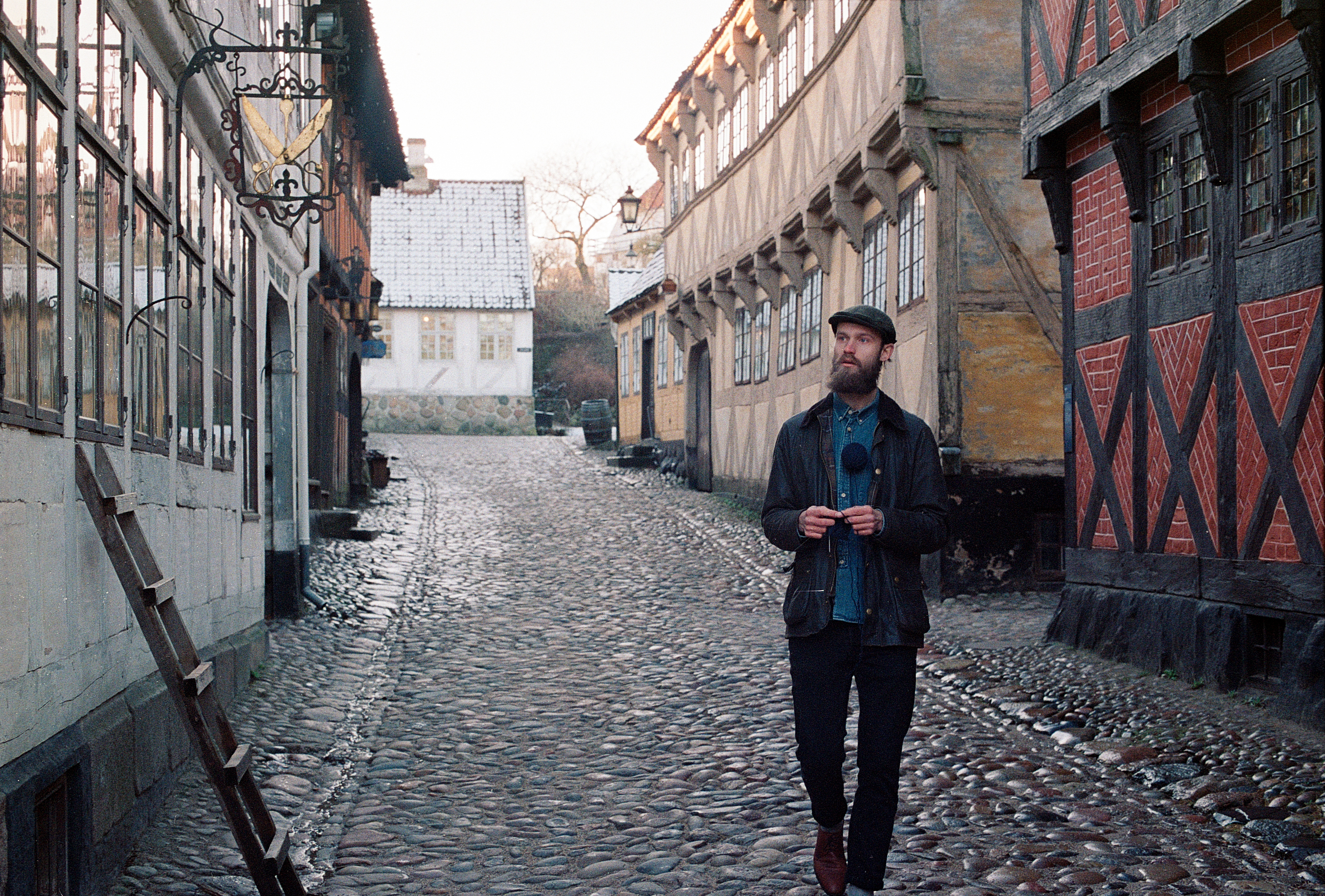 Litteratur og strikning på Ølgod Bibliotek og Kulturhus